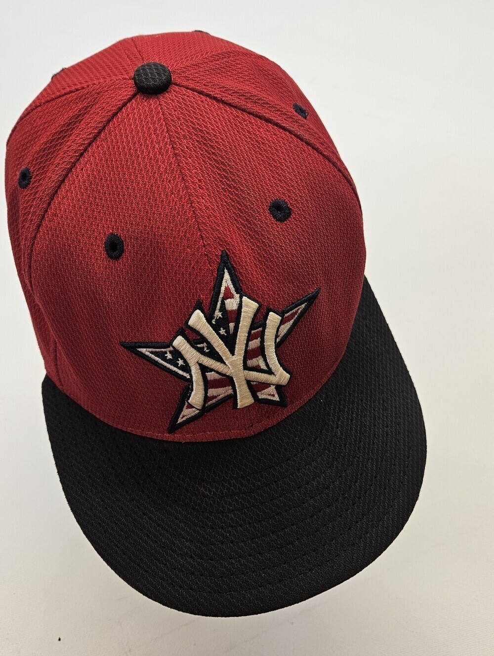 New Era 59Fifty MLB New York Yankees 2014 July 4th Red Fitted Hat Sz 7 1/4